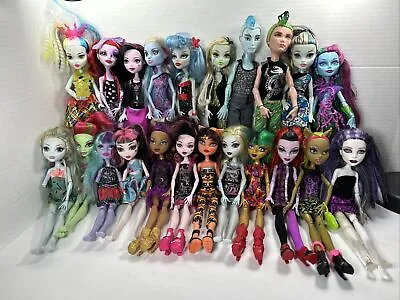 (21) Monster High Dolls Lot Operetta  Lagoona Draculaura Frankie Ghoulia - READ • $250