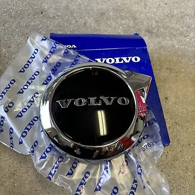 Genuine Volvo Grille Emblem 31698391 XC-90 • $50
