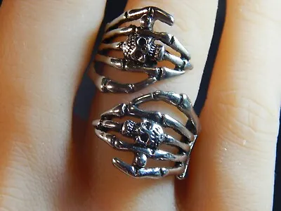 Men's Ring Unknown Metal Skeleton Hands Wrap Around  The Finger Size 9 • $14.77