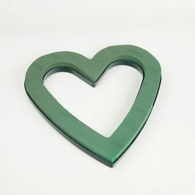 OASIS® Open Heart Pack Of 2 Naylorbase Green Wet Foam Size 17   • £29.99