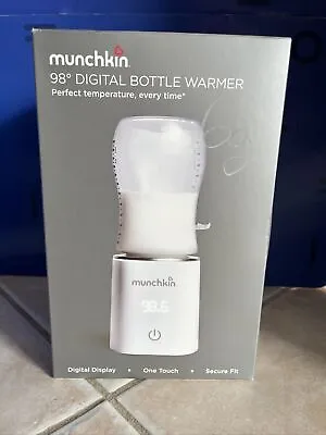 New Munchkin 98° Digital Bottle Warmer – Perfect Temperature Every Time • $24.75