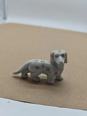 Vintage DACHSHUND Dog Porcelain 2.5  Figurine  JAPAN White W/Gold Trim  • $9.99