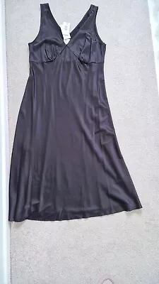 Ladies Long Nightdress Size 16 • £10