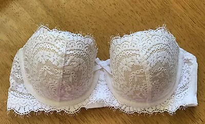 New Stunning M&S Strapless Padded UnderWired Bra  White/Beige Lace 32B Lacy • £2.99