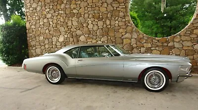 1971 BUICK RIVIERA (SIDE) Poster 24 X 36 Inch SWEET LAND YACHT! • $23.99