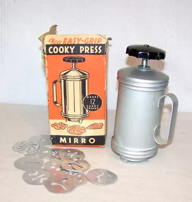 Vintage 1960's Mirro Easy Grip Cooky Cookie Press 2789AM 12 Discs Original Box • $25