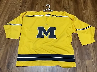 Vintage Nike Michigan Wolverines Hockey Jersey Size Men 2XL Yellow/Blue XXL • $69.99