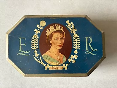 Queen Elizabeth II 1953 Coronation Souvenir Tin / Commemorative • £10