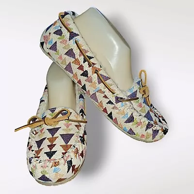 NWOB Minnetonka Women's Size 8WW Moccasin Mosaic Cally Slippers Southwestern • $29.99