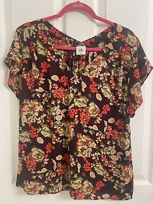 CAbi Fall 2021 A La Mode Top  Size M • $25