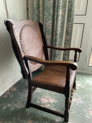 £110 • Buy Antique Monks  Seat