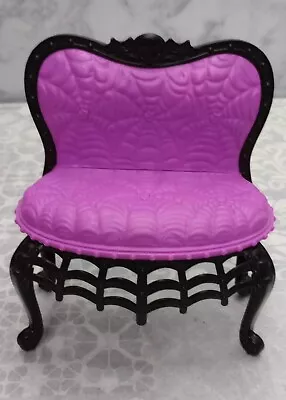 Monster High Social Spot Student Lounge Loveseat • $15