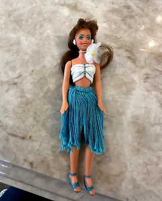 Vintage Kenner Glamour Gals Doll ERIN In HAWAIIAN HOLIDAY W/ Jewelry • $16.99
