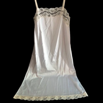 $24 • Buy Vintage Sears Brand Full Slip Light Gray Antron Nylon And Lace Sz 34 USA Made