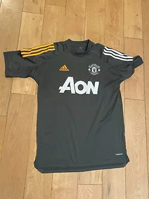 ADIDAS MANCHESTER UNITED Training Soccer Jersey Youth XL Rare Used AON 15-16 • $18.99