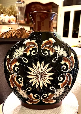 Moon Disc Flower Vase  • $40