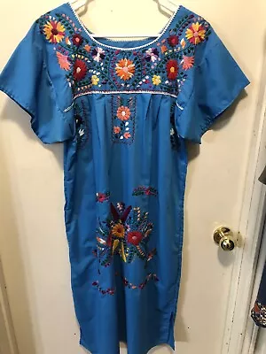 TURQUOISE MEXICAN-STYLE Hand Embroidered Dress SIZE S-M (?)  READ DESCRIPTION • $19.99