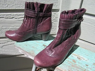 $24.99 • Buy Everybody BZ Moda Zip Boot EU 39 Womens US 9 Sangria Purple Leather Bootie EUC