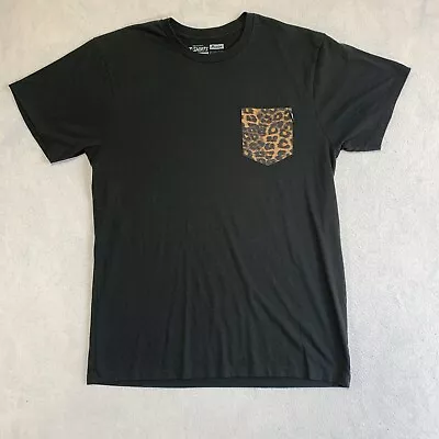 Vans T Shirt Mens Medium Green Leopard Print Pocket Short Sleeve Cotton Blend • $6.60
