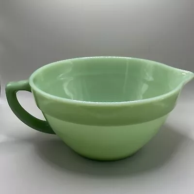 Vtg Jadeite Fire King Oven Ware Mixing Batter Bowl W/ Pour Spout & Handle • $39.95