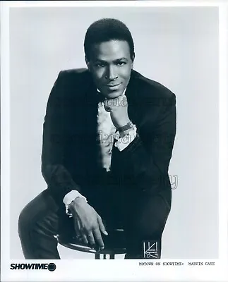 Press Photo Handsome Young R&B Singer Legend Marvin Gaye Chin On Hand • $15