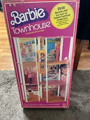 Barbie Townhouse Vintage (1984)  With Elevator. (Furniture Not Included) • $2500