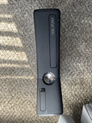 $60 • Buy Microsoft Xbox 360 S 4GB Console - Black (1439) READ DESCRIPTION