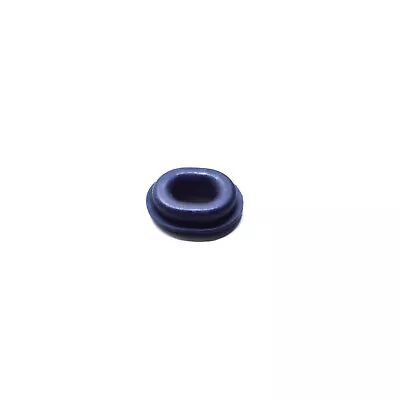 Victory Motorcycle New OEM Side Cover Grommet Kingpin Vegas Vision 5433833 • $11.94