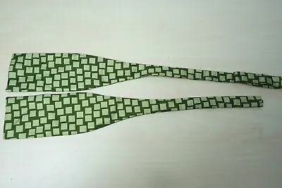 Charvet Place Vendome Emerald Mint Green Geometric Silk Bow Tie Made France  • $89.99