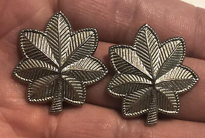 Vintage Lieutenant Colonel Silver Oak Leaf Insignia Military Pins Matching Pair • $12.75