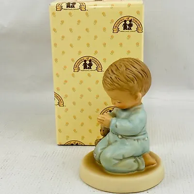 Memories Of Yesterday No I Lay Me Down To Sleep Boy Praying Porcelain Figure • $14.99