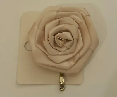 Evans Daisy And Eve Cream Rose Hair Clip-New With Tags • £5.90