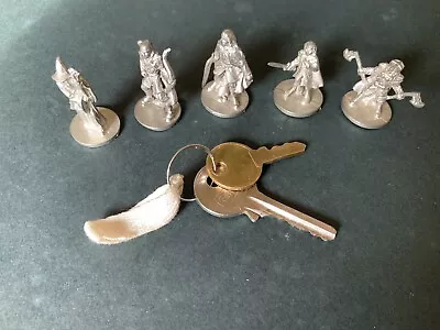 Lord Of The Rings 5 Metal Figures • £5.50