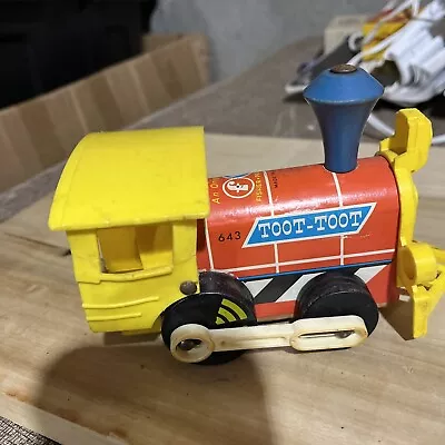 Vintage Fisher Price #643 Toot-Toot Train With Pull String • $12.49