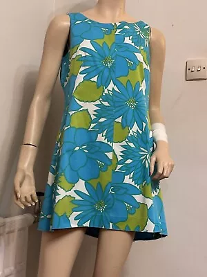Beautiful Vintage Mod Dress Size 12  • £20