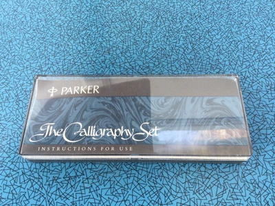 £10 • Buy Vintage? Parker The Calligraphy Set