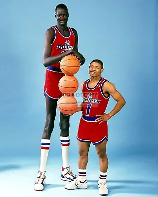 Manute Bol And Muggsy Bogues Washington Bullets Teammates - 8x10 Photo (fb-442) • $8.87