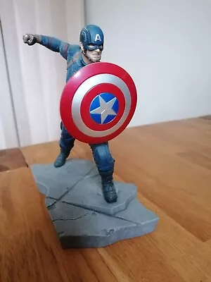 Marvel Captain America Civil War Statue • £20