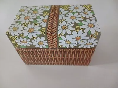 RARE Metal Tin Recipe Box Wicker Basket Full Of  Daisy's Made By Hallmark  • $19.95