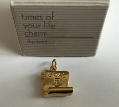 Vintage Avon 1991 Gold Tone Times Of Your Life Charm Diploma IOB AV-7 • $9.99