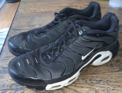 $100 • Buy Cheap! Size 12 Green Nike Tns