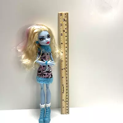Monster High Art Class Abbey Bominable Doll Accessories Clothes Boots • $27.99