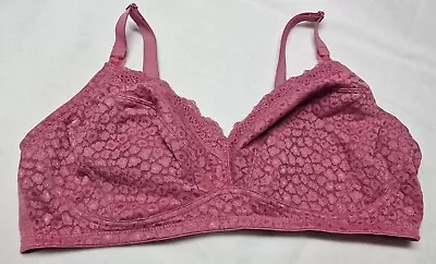 Ex M&S BEAUTIFUL NO WIRED  FULL  CUP NURSING BRA COLOUR RASPBERRY SIZE 38D 1509 • £6.99