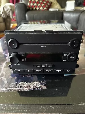 07 08 Ford Mustang Am/fm Radio Cd Player Receiver 7rst-18c869-mc Oem • $59.99