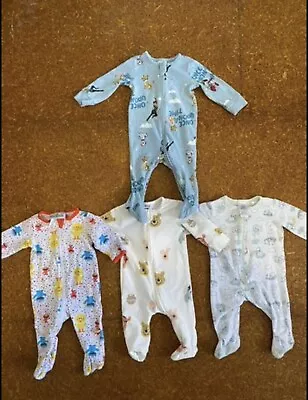 4 Baby Boy Suits Size 000 ( Disney Sesame Street Winnie Pooh ) • $20