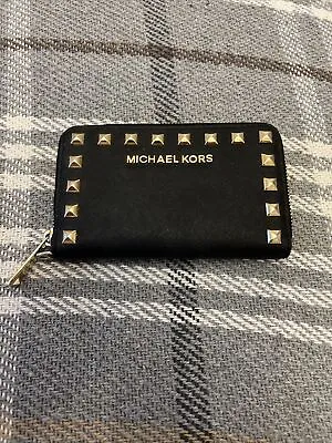 Michael Kors Purse Black/gold • £20