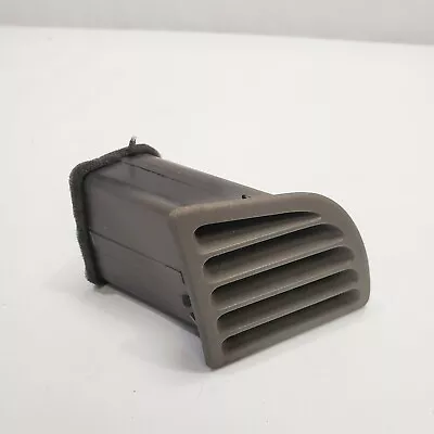 2003-2004 Infiniti G35 Sedan Coupe Dash Air Vent Grill Passenger Tan 68740AM601 • $10.45