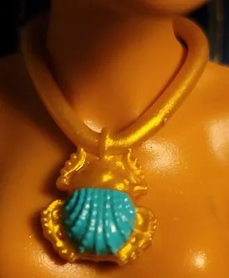 Monster High Cleo De Nile Golden Glam Gore-Ganizer Scarab Necklace Only • $4.99