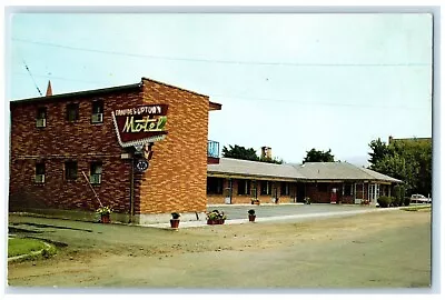 C1960 Grande's Uptown Motel Exterior Building Missoula Montana Vintage Postcard • $29.95