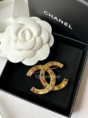 CHANEL CC 21V Paris Button GHW Large Letters Brooch RARE Box Gold • $1100